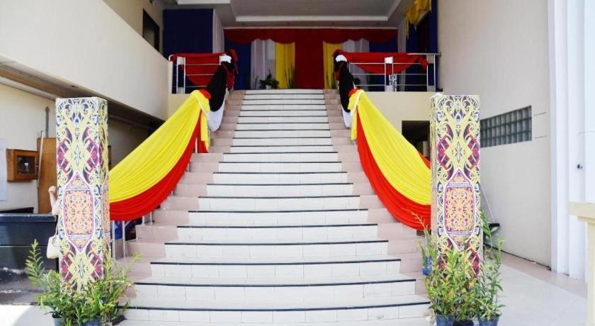 Hotel Tarakan Plaza Exterior foto