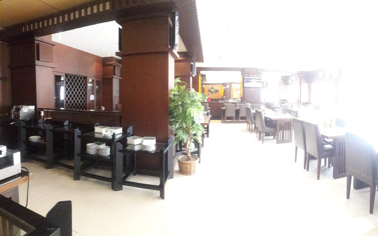 Hotel Tarakan Plaza Exterior foto